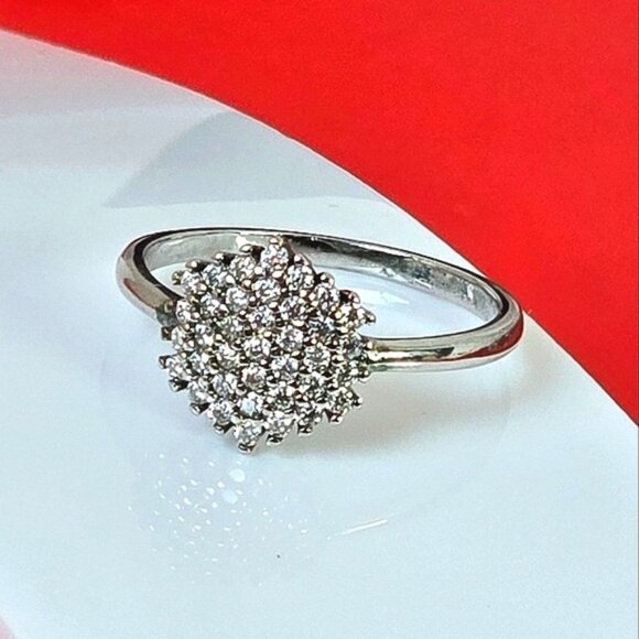 925 Sterling Silver Ring Sz 7 with Moissanite Gemstones - Picture 12 of 12